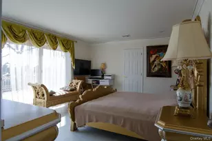 126 Trafalgar Dr, Shirley, NY 11967 - Photo 19