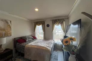 126 Trafalgar Dr, Shirley, NY 11967 - Photo 15