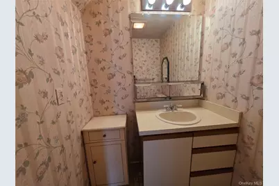 2 Park Place #B1B, Newburgh, NY 12550 - Photo 17