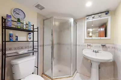 17046 118th Avenue, Jamaica, NY 11434 - Photo 9