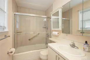 9 Harrison Ave, Hicksville, NY 11801 - Photo 11