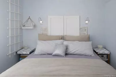 435 Montauk Highway, Westhampton Beach, NY 11978 - Photo 5