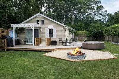 435 Montauk Highway, Westhampton Beach, NY 11978 - Photo 1