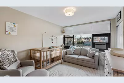 10-24 166th Street #3A, Whitestone, NY 11357 - Photo 15