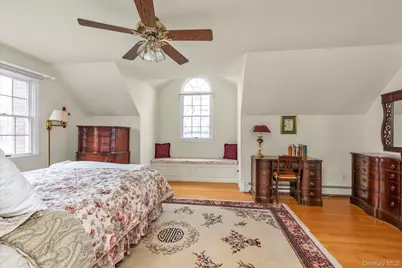 55 Vassar Street, Garden City, NY 11530 - Photo 11