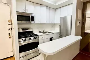 87-14 57th Rd, Elmhurst, NY 11373 - Photo 7