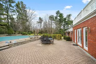 10 Hill Rd, Sands Point, NY 11050 - Photo 43