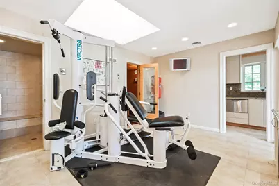 10 Hill Road, Sands Point, NY 11050 - Photo 17