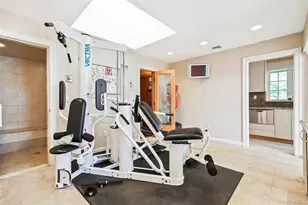 10 Hill Rd, Sands Point, NY 11050 - Photo 17