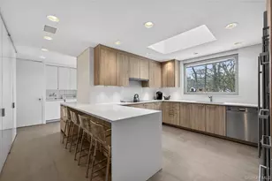 120 Bacon Rd, Old Westbury, NY 11568 - Photo 7