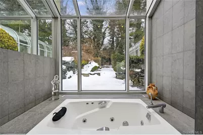 120 Bacon Road, Old Westbury, NY 11568 - Photo 15