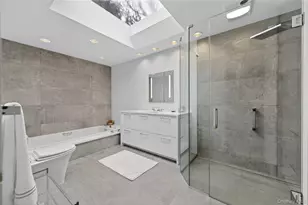 120 Bacon Rd, Old Westbury, NY 11568 - Photo 17