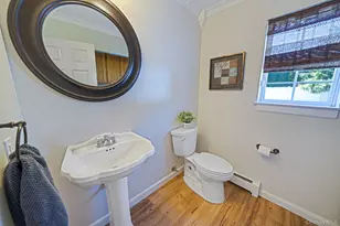 22 Northumberland Dr, Shoreham, NY 11786 - Photo 17