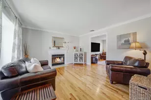 22 Northumberland Dr, Shoreham, NY 11786 - Photo 3