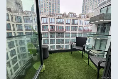 2218 Jackson Avenue #1006, Long Island City, NY 11101 - Photo 13