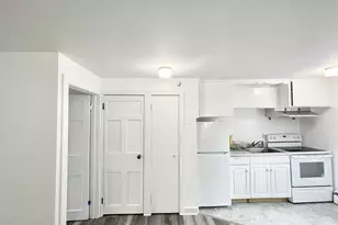 1612 Main St, Pleasant Valley, NY 12569 - Photo 9