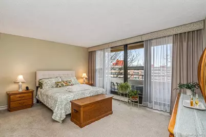 7-24 166th Street #8C, Whitestone, NY 11357 - Photo 11