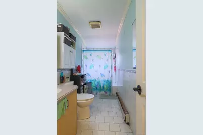 1081 Bay Shore Avenue, Bay Shore, NY 11706 - Photo 13