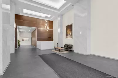 4 Martine Avenue #1011, White Plains, NY 10606 - Photo 3