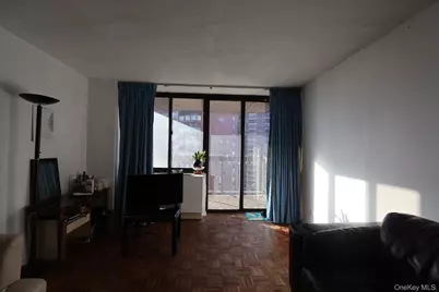 138-35 Elder Avenue #9C, Flushing, NY 11355 - Photo 3