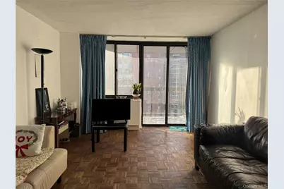 138-35 Elder Avenue #9C, Flushing, NY 11355 - Photo 9