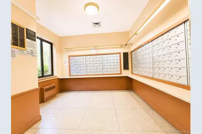 138-35 Elder Avenue #9C, Flushing, NY 11355 - Photo 5