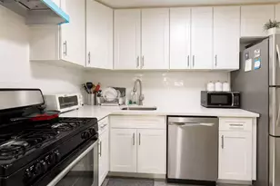 138-35 Elder Ave, Flushing, NY 11355 - Photo 11