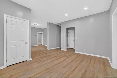 4 Amackassin Terrace #Unit 2, Yonkers, NY 10703 - Photo 7