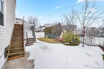 4 Amackassin Terrace #Unit 2, Yonkers, NY 10703 - Photo 25