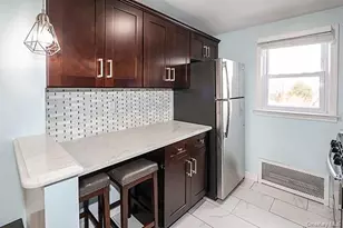 926 2nd Ave, Franklin Square, NY 11010 - Photo 5