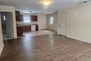 556 Taylor Ave, Patchogue, NY 11772 - Photo 3