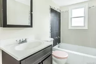 3 Cambridge St, Glen Cove, NY 11542 - Photo 27