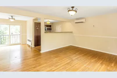 3 Cambridge Street, Glen Cove, NY 11542 - Photo 5