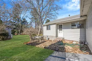 294 Sayville Blvd, Sayville, NY 11782 - Photo 39