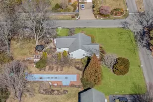 294 Sayville Blvd, Sayville, NY 11782 - Photo 41