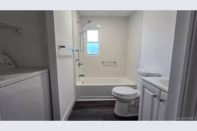 135 Village Circle W, Manorville, NY 11949 - Photo 19