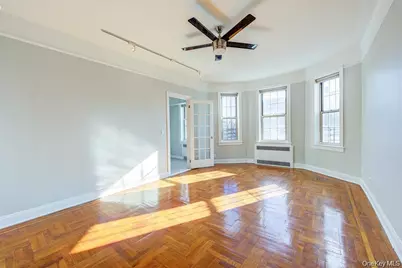 7915 35th Avenue #5A, Jackson Heights, NY 11372 - Photo 3