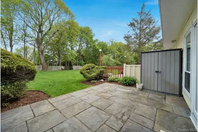 11 Manors Drive, Jericho, NY 11753 - Photo 31