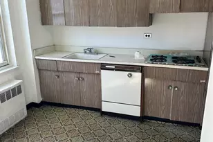 3215 H Ave, Brooklyn, NY 11210 - Photo 21