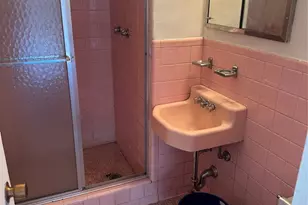 3215 H Ave, Brooklyn, NY 11210 - Photo 29