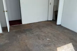 3215 H Ave, Brooklyn, NY 11210 - Photo 25