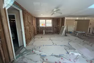 357 Holbrook Rd, Ronkonkoma, NY 11779 - Photo 3