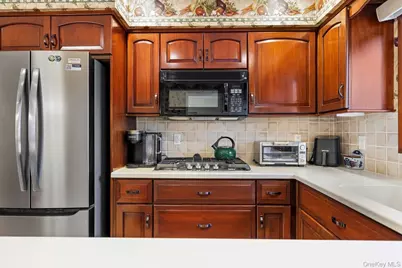 651 Andover Road, Valley Cottage, NY 10989 - Photo 23