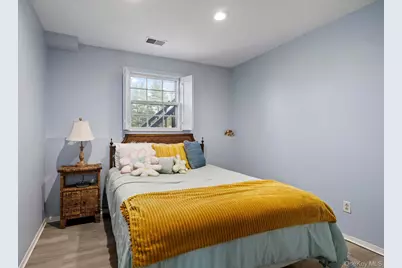 651 Andover Road, Valley Cottage, NY 10989 - Photo 9