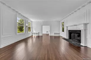 158 E Shore Rd, Huntington, NY 11743 - Photo 17