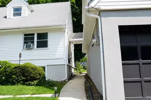 206 Winthrop Ave, Elmsford, NY 10523 - Photo 3