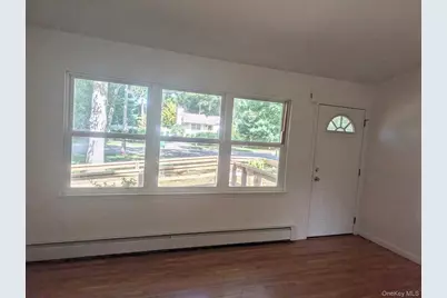 23 Howell Place, Speonk, NY 11972 - Photo 5