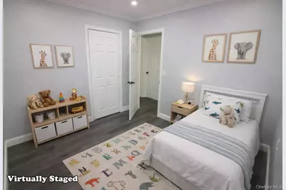 26 Circle Lane, Bay Shore, NY 11706 - Photo 19