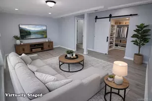 26 Circle Ln, Bay Shore, NY 11706 - Photo 31