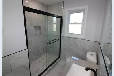 26 Circle Lane, Bay Shore, NY 11706 - Photo 13